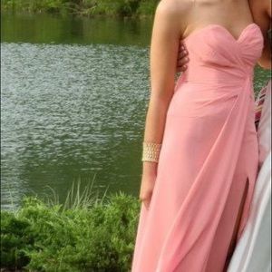 Faviana prom dress worn once never again! size 0! in perfect condition